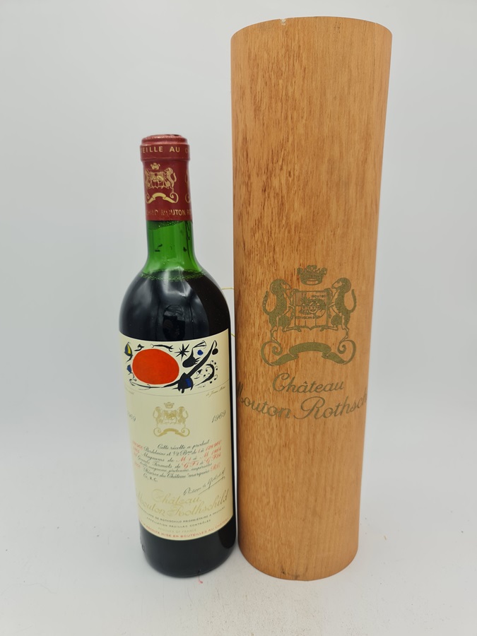 Chteau Mouton Rothschild 1969 with box