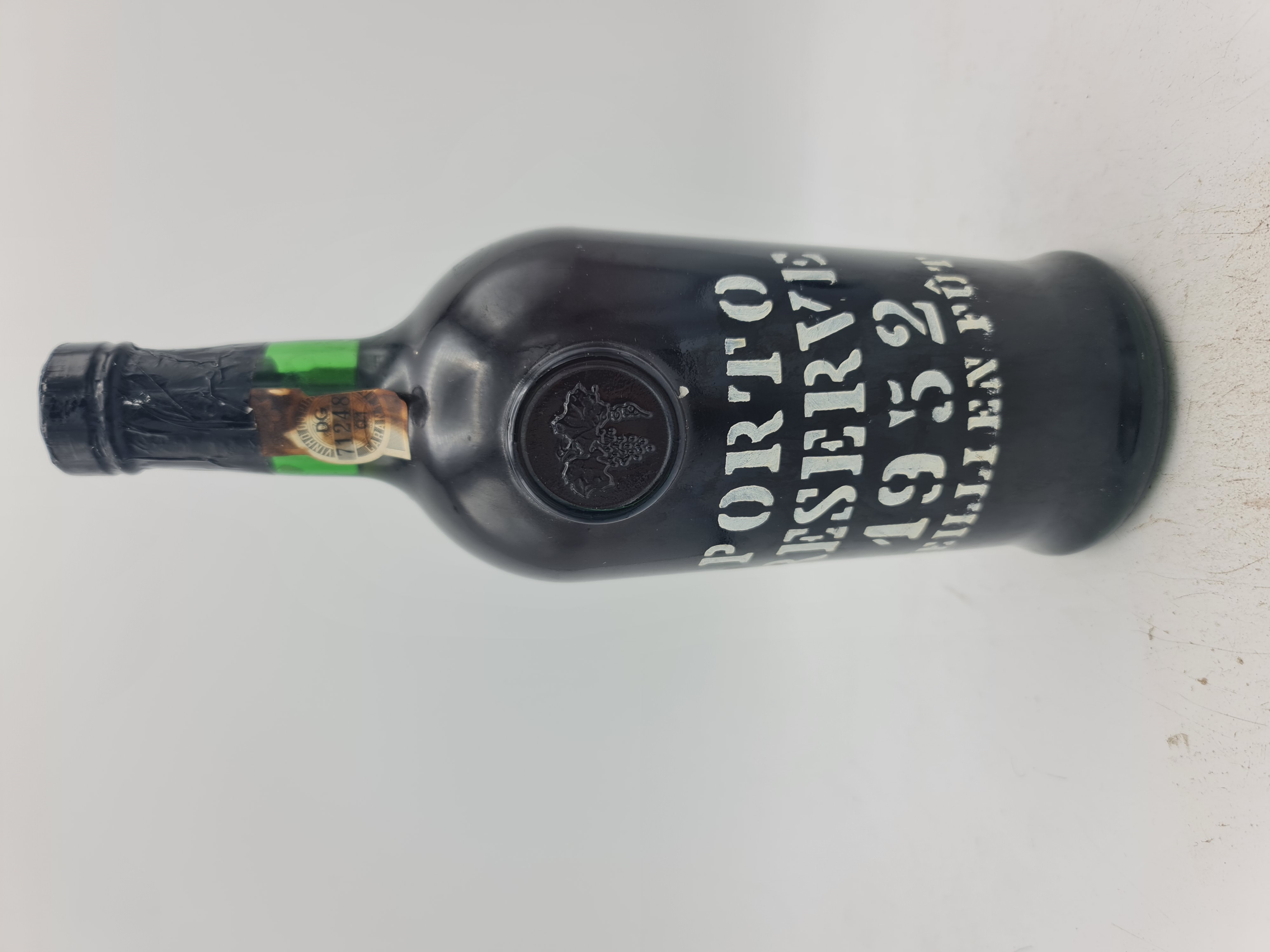 The Douro Wine Shippers and Growers Association - Vintage Port Reserve 1952 VIEILLLIEN FÛT Bottled 1991