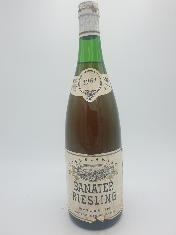 Minota Weinkellerei - Banater Riesling Jugoslavien naturrein 1961