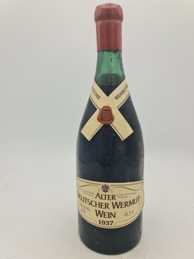 H. Menke & Co. Bremen - Alter Deutscher Wermut 1937 'reconditoned with certificate on bottle'