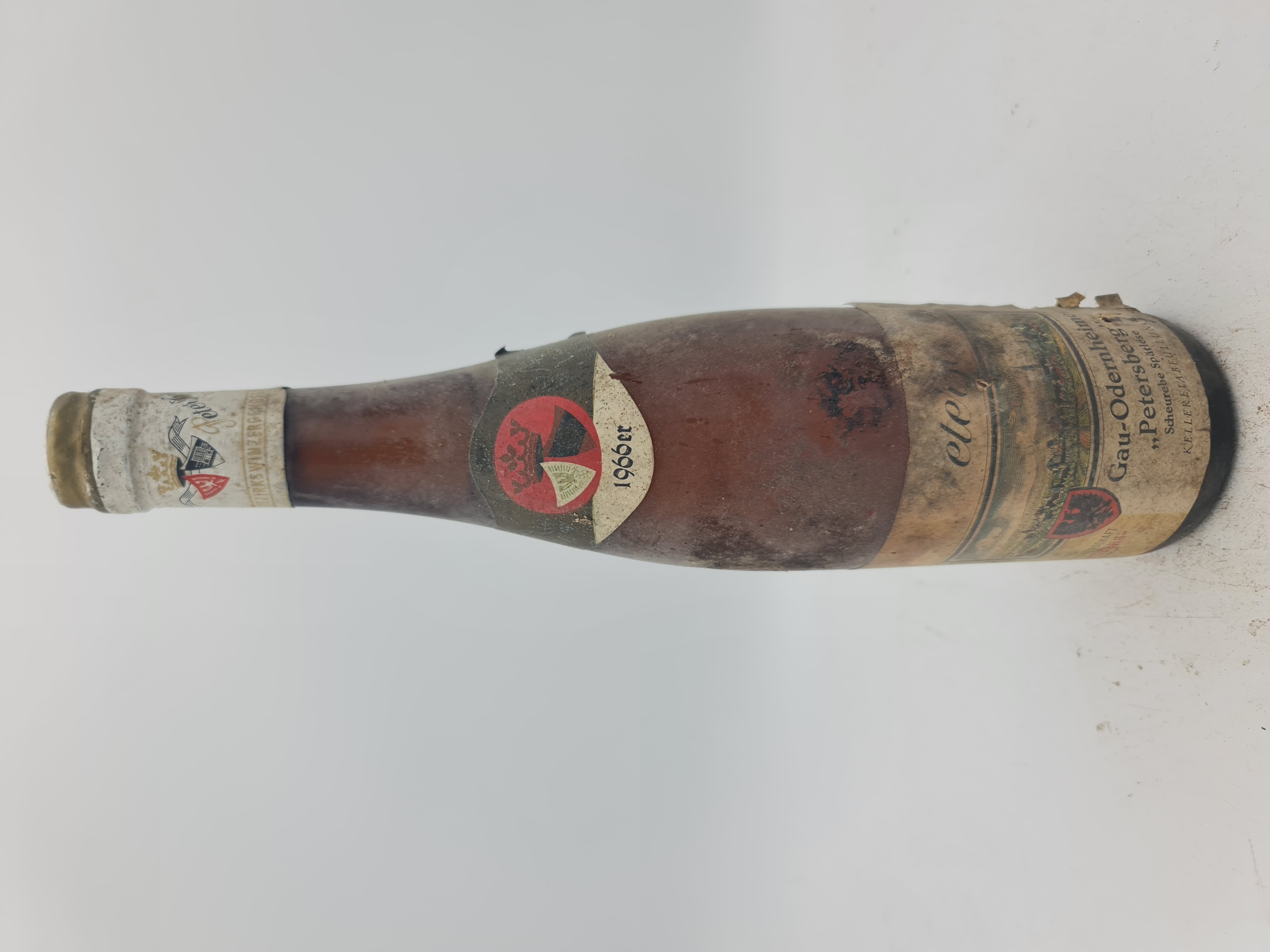 Petersberg District Winegrowers’ Co-operative – Gau-Odenheimer Petersberg Scheurebe Spätlese 1966