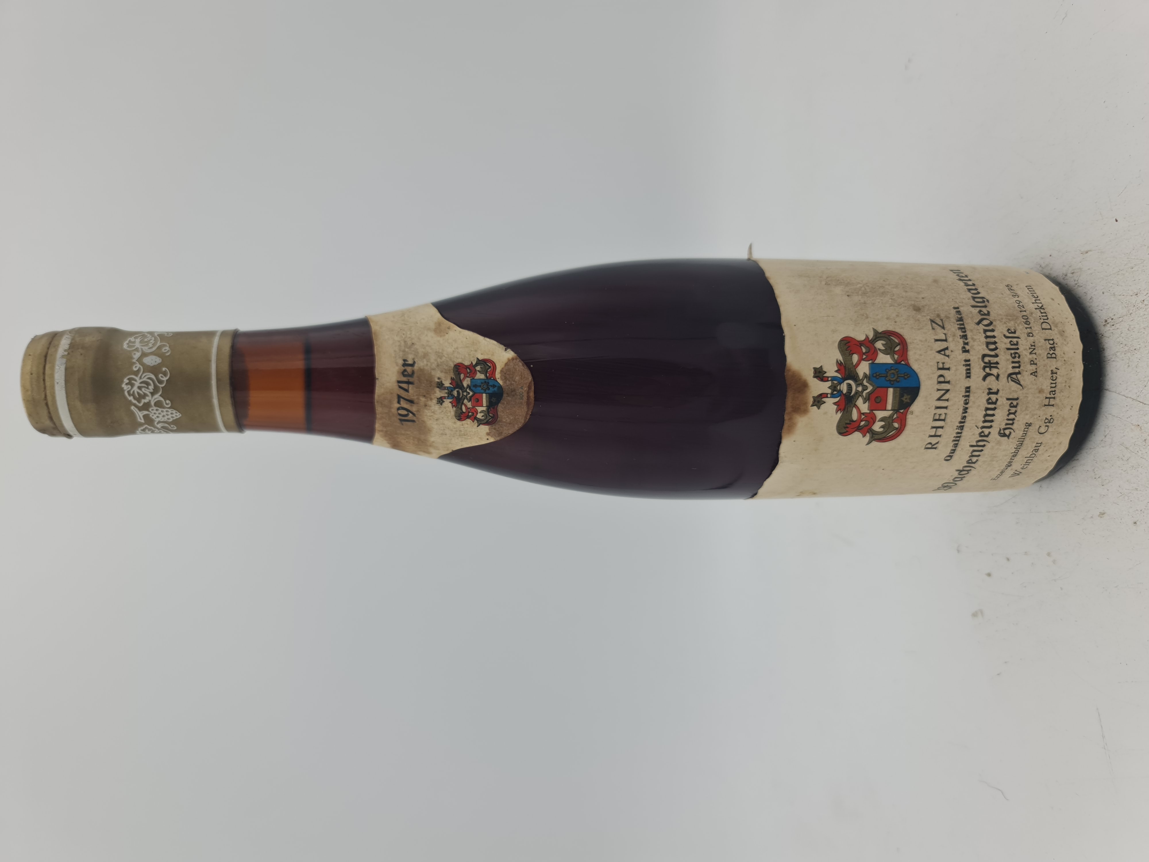 Weinbau Hauer - Wachenheimer Mandelgarten Huxelrebe Auslese 1974