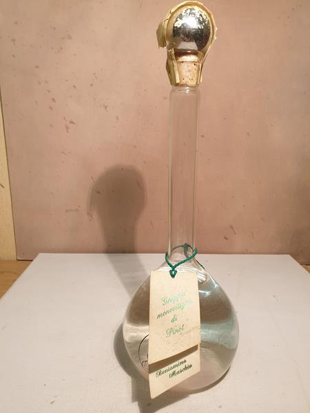 Le Grappa di Beniamino - Grappa Monovitigno Di Pinot 42% by vol alc. 500ml NV old release