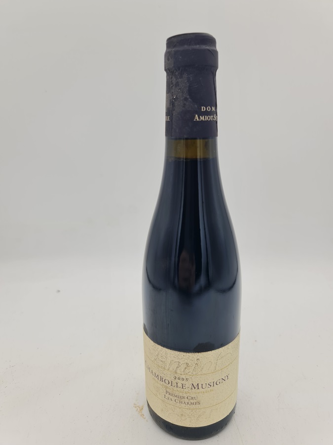 Domaine Amiot-Servelle - Chambolle-Musigny 1er cru 'Les Charmes' 2005 375ml