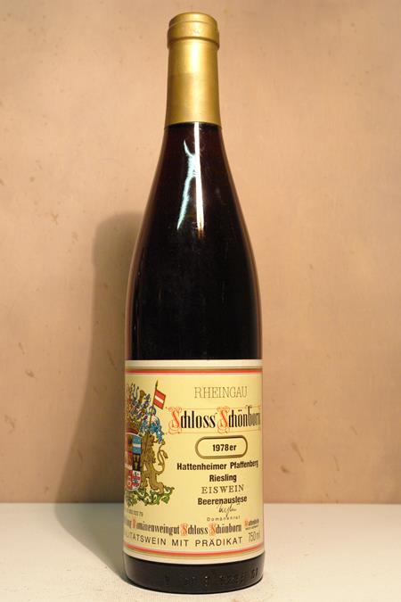 Schloss Schönborn - Hattenheimer Pfaffenberg Riesling Beerenauslese-Eiswein Goldkapsel 1978