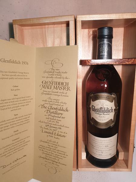 Glenfiddich 1976 31 Year Old Pure Single Malt Scotch Whisky bottled 2007 barrel N°357 cask 516 51,9% alc. 75cl bt N°341 of 516 in OWC