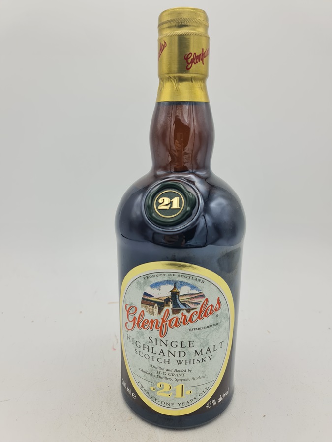 Glenfarclas 21 Years Old Single Highland Malt Scotch Whisky 21 in The Seal 21 printed in Gold on front label 43% alc by vol 700ml