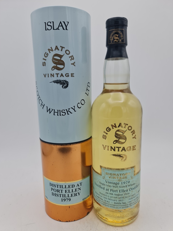 Port Ellen 1979 22 Years Old bottled 2002 Signatory Vintage Cask 5143 43.0% alc by vol. 700ml OC