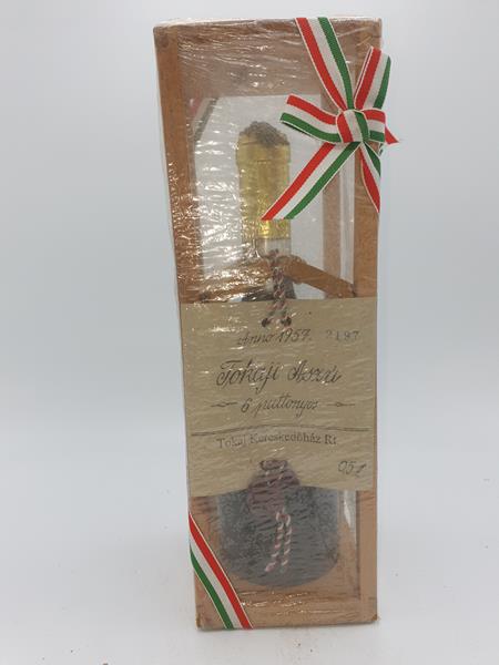 Staatsweingut Kereskedöház - Tokaji Aszu 6 puttonyos 1957 OWC 500ml