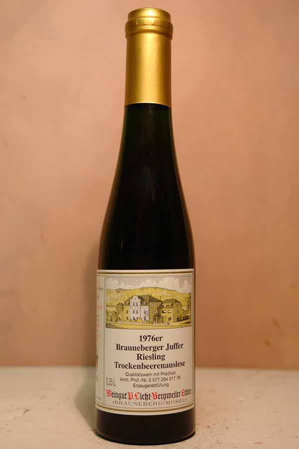 P. Licht-Bergweiler Prüm Erben - Brauneberger Juffer Riesling Trockenbeerenauslese Goldkapsel 1976 375ml 'ex Estate treasure chamber 2015'