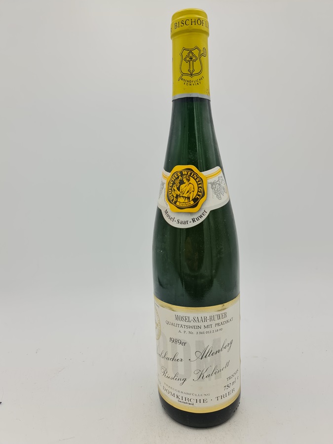 Hohe Domkirche - Avelsbacher Altenberg Riesling kabinett trocken dry 1989 Hohe Domkirche - Avelsbacher Altenberg Riesling kabinett trocken dry 1989