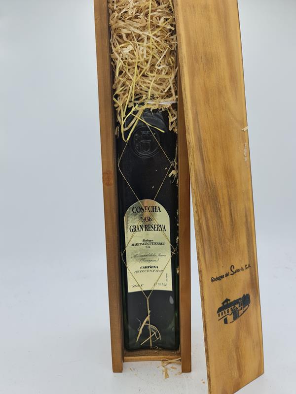 Bodegas Martinez Gutierrez Almonacid de la Sierra (Zaragoza) Carinena Gran Reserva 1936 500ml 17% alc. by Vvol mit Holzkiste