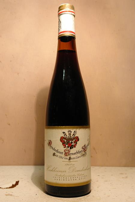 Domdechant Werner'sches Weingut - Hochheimer Domdechaney Riesling Trockenbeerenauslese 1969