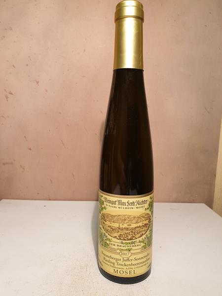 Max Ferd. Richter - Brauneberger Juffer-Sonnenuhr Riesling Trockenbeerenauslese Goldkapsel 2017 375ml