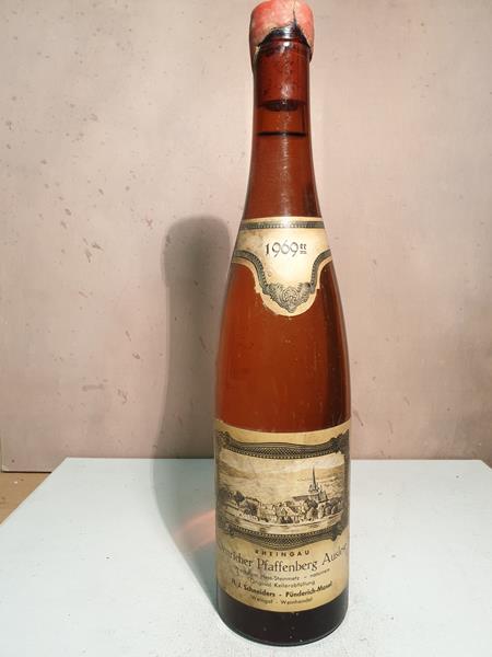 Heinrich Jos. Schneiders - Oestricher Pfaffenberg Riesling Auslese 1969
