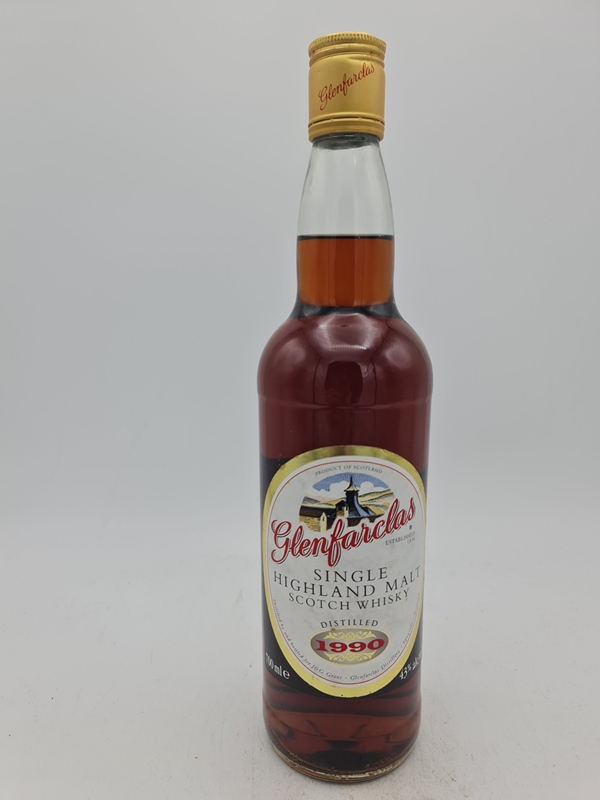 Glenfarclas 1990 Highland Single Malt Scotch Whisky 43,0% alc by vol. 70cl