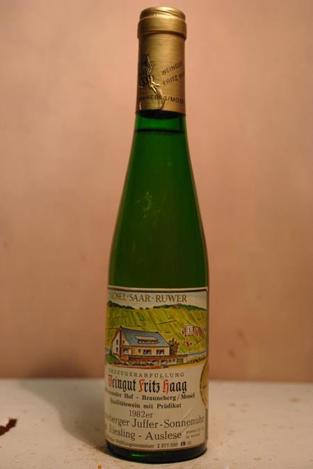 Fritz Haag - Brauneberger Juffer-Sonnenuhr Riesling Auslese Goldkapsel Versteigerungswein 1982 375ml