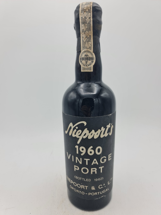 Niepoort vintage Port 1960 bottled 1962