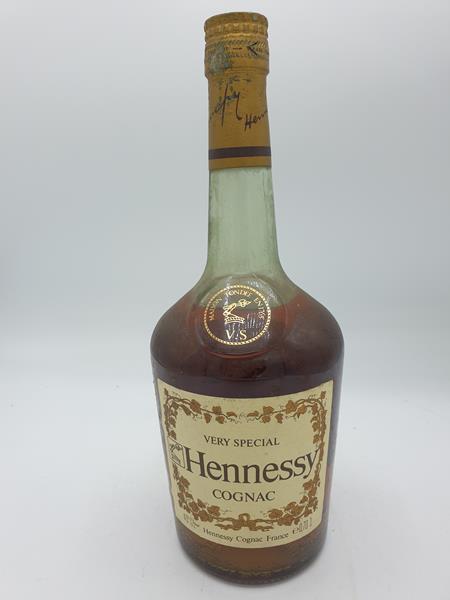 Hennessy V.S. Cognac Very Special 40% alc. by vol 70cl 'old release from the 1960´s'