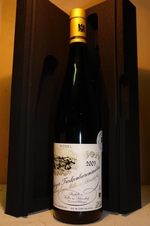 Egon Müller zu Scharzhof - Scharzhofberger Riesling Trockenbeerenauslese Goldkapsel Versteigerungswein 2003 OWC