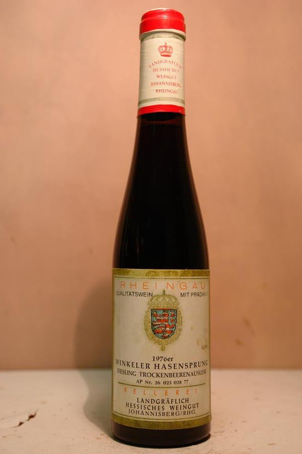Landgräflich hessisches Weingut Johannisberg - Winkeler Hasensprung Riesling Trockenbeerenauslese Cabinet Versteigerungswein 1976 375ml
