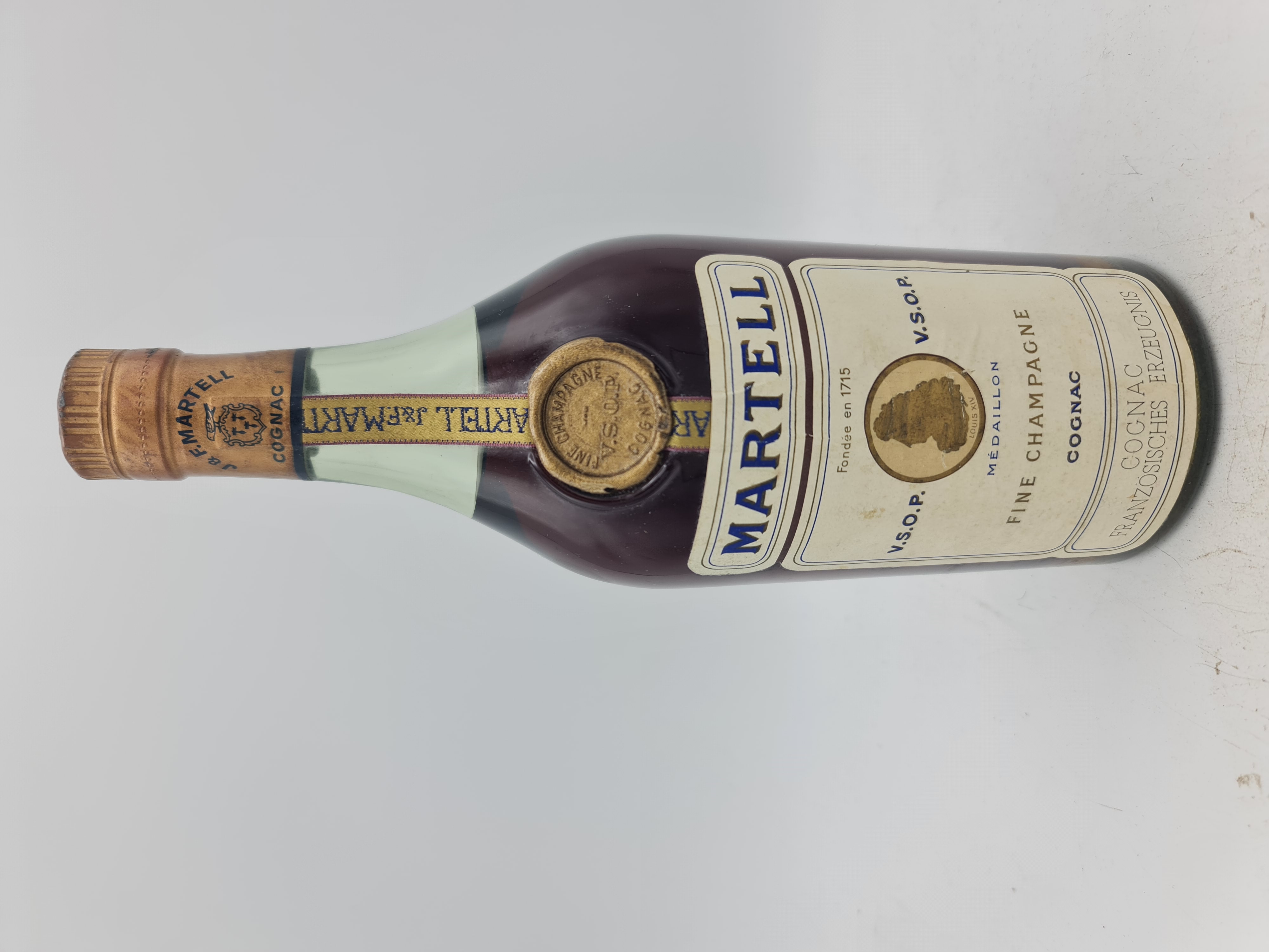 Martell Fine Champagne V.S.O.P. Cognac NV 40% vol. 700ml with OC ' old release from the 1970´s' 