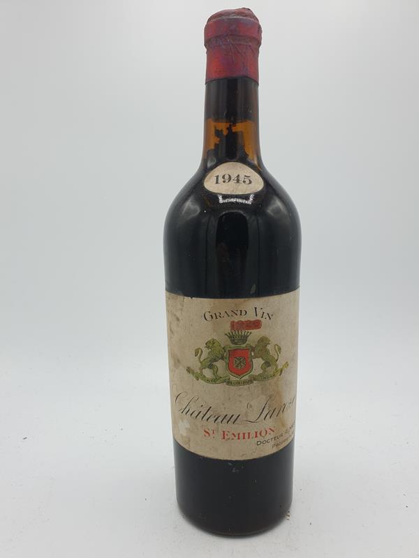 Château Laroze A.C. St-Emilion grand cru classé 1945