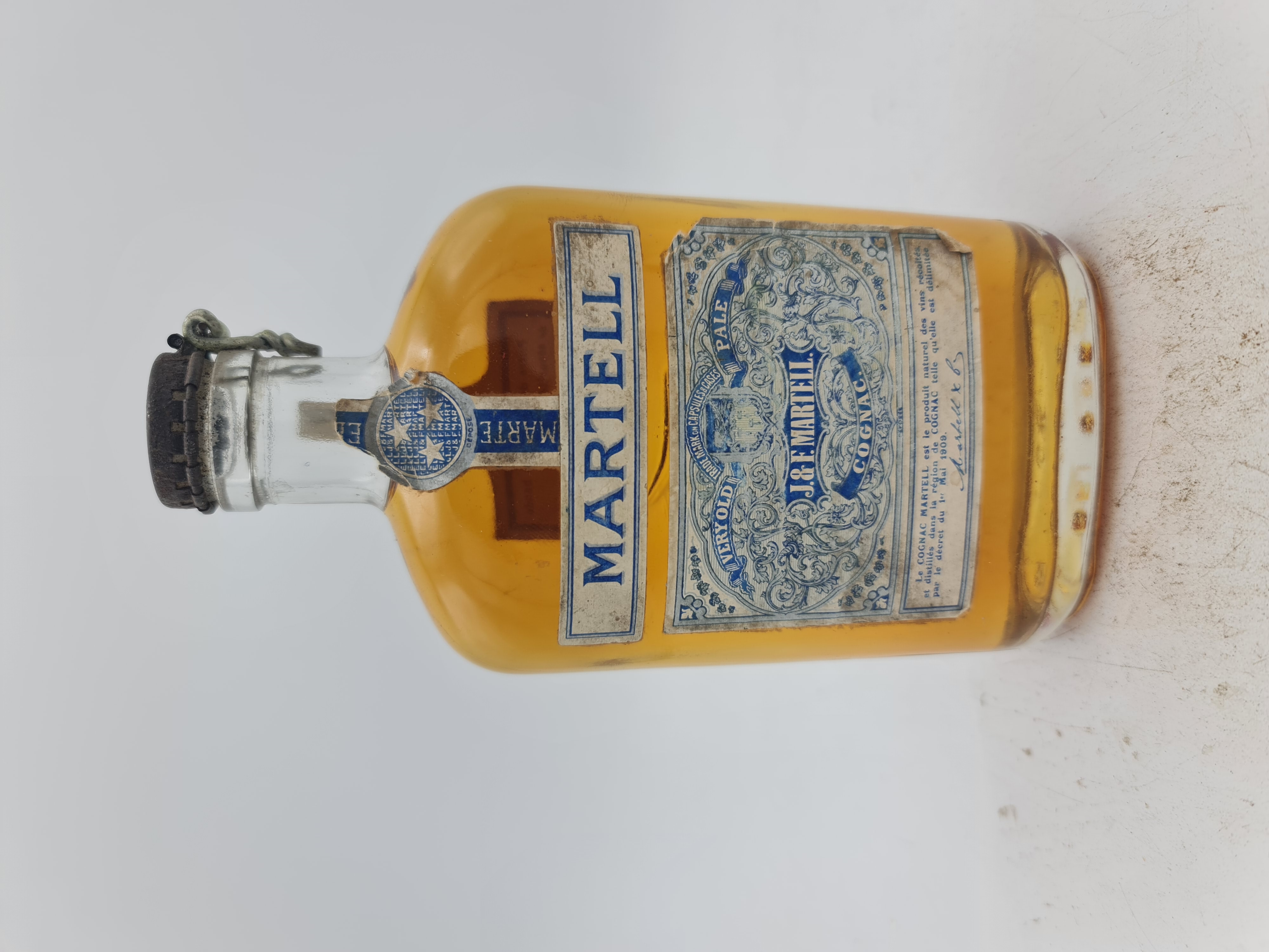 Martell Cognac Very Old Pale 3 Stars NV 40% vol. 500ml Spring Cap 'old release from the 1950´s'  