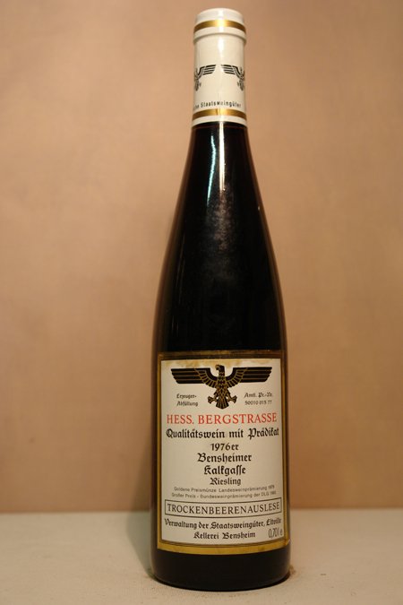 Hessische Staatsweingüter Domaine Bergstrasse - Bensheimer Kalkgasse Riesling Trockenbeerenauslese 1976 Hessische Staatsweingüter Domaine Bergstrasse - Bensheimer Kalkgasse Riesling Trockenbeerenauslese 1976