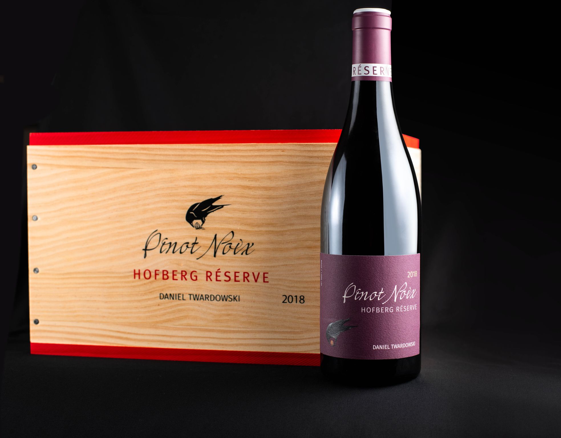 Pinot Noix 'HOFBERG' RÉSERVE Spätburgunder Q.b.A. trocken 2019 Daniel Twardowski OWC 6 bottles Case 4500ml