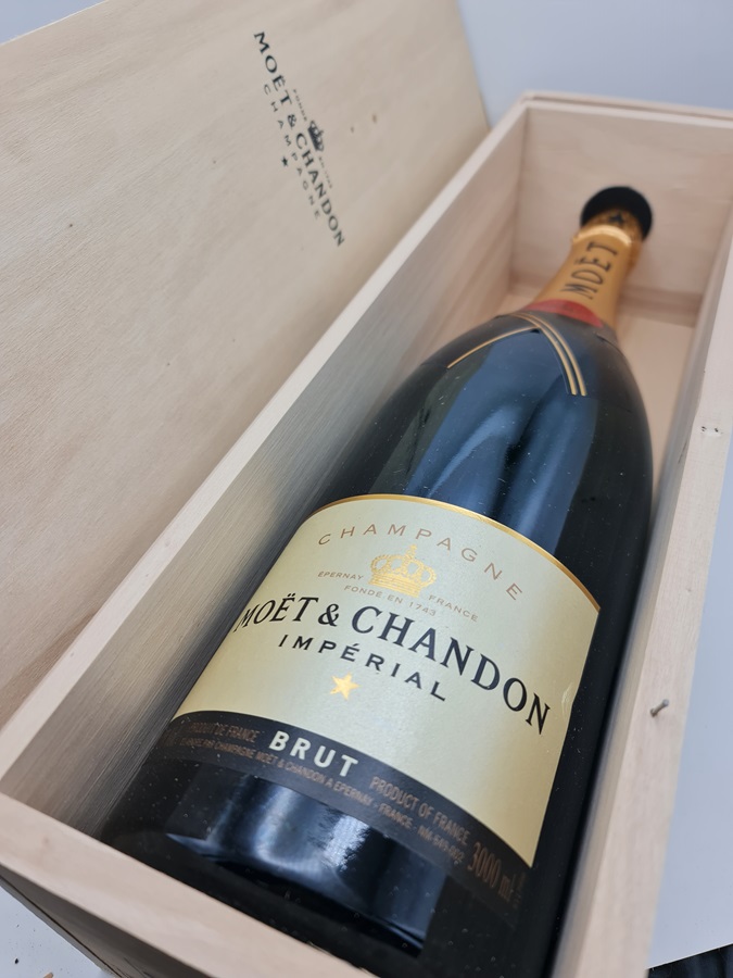 Moet et Chandon Brut JEROBOAM NV 3000ml OWC
