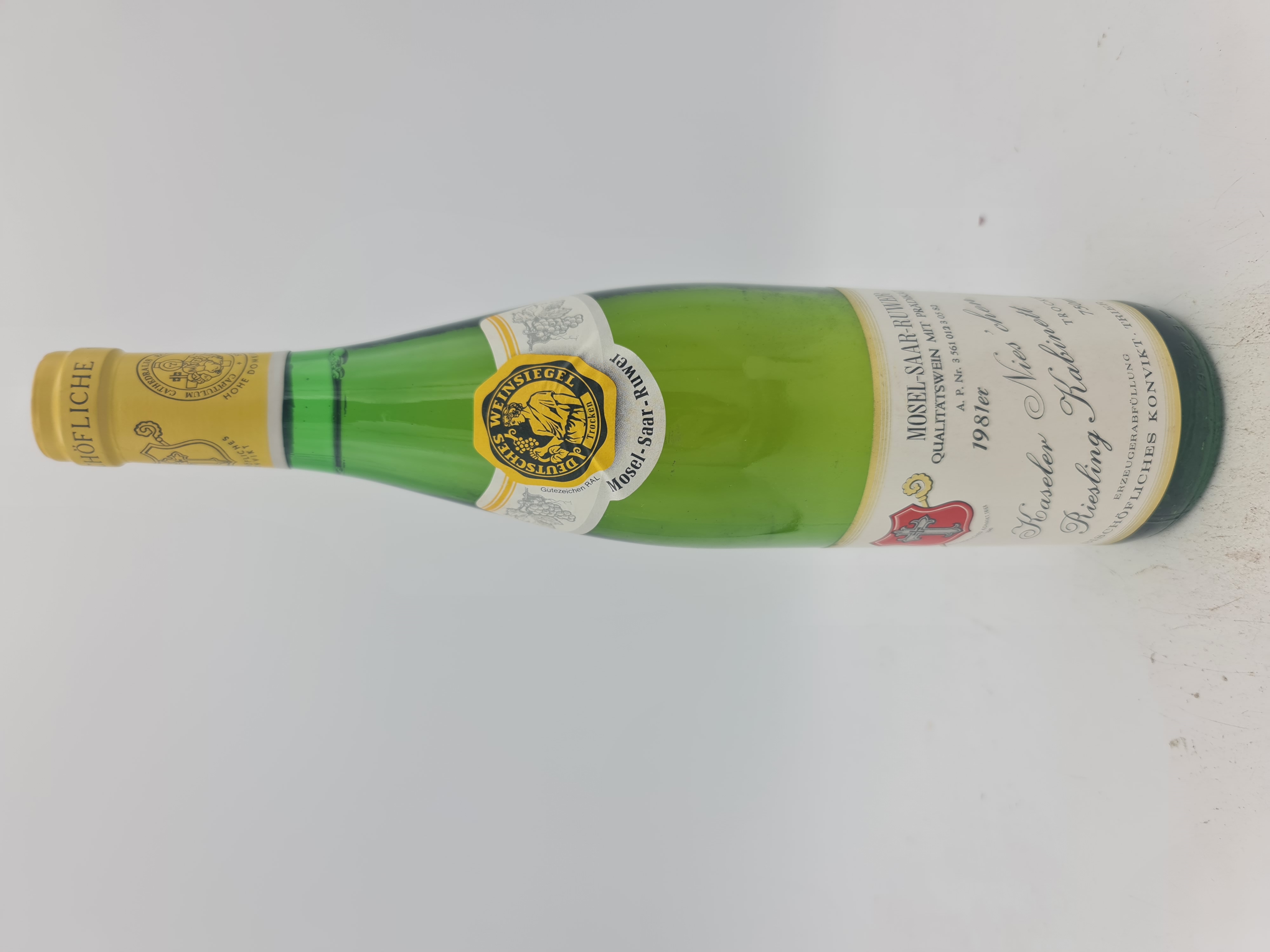 Bischöfliches Konvikt - Kaseler Nies'chen Riesling kabinett trocken dry 1981