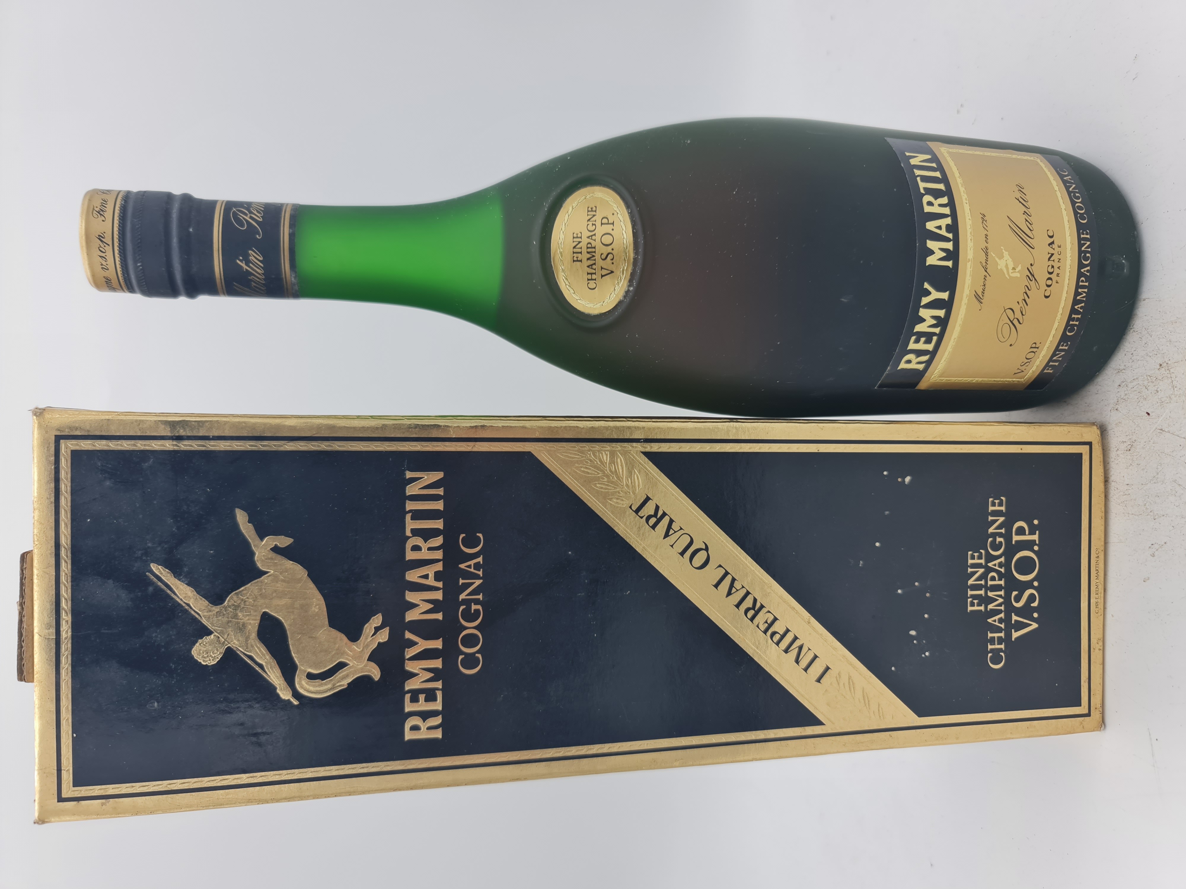 Rémy Martin Cognac Fine Champagne V.S.O.P. IMPERIAL QUART 40% alc by vol 114cl 'Old release from the 1980´s' with OC