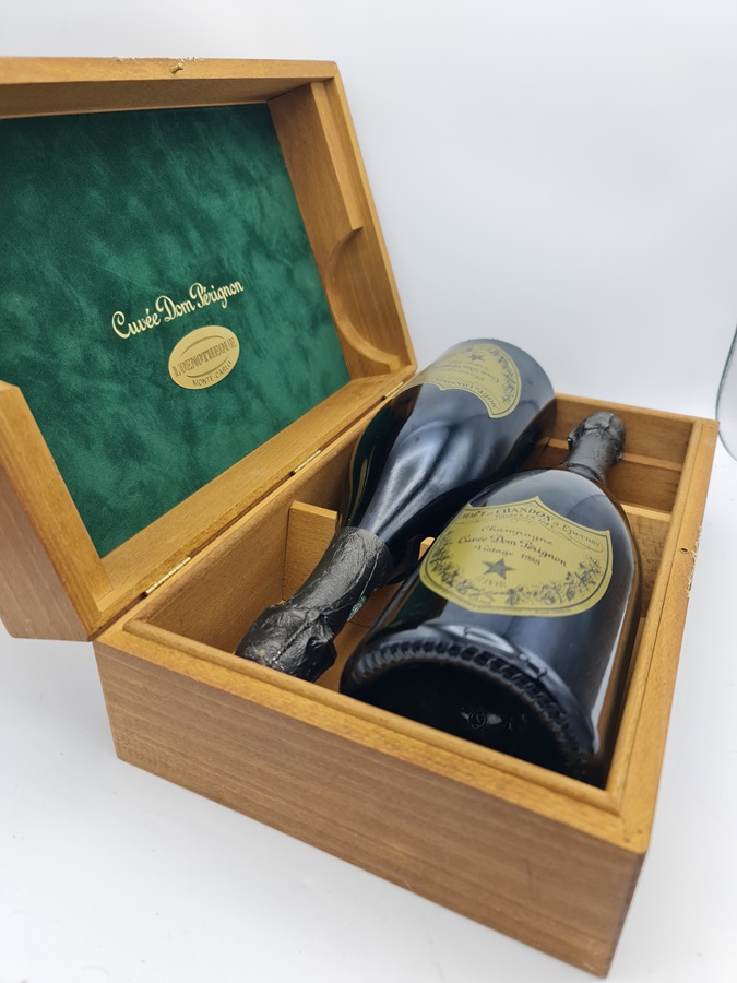 Moét et Chandon Cuveé Dom Perignon 1988 L´OENOTHEQUE Monte-Carlo two 750ml bottles Case with OWC