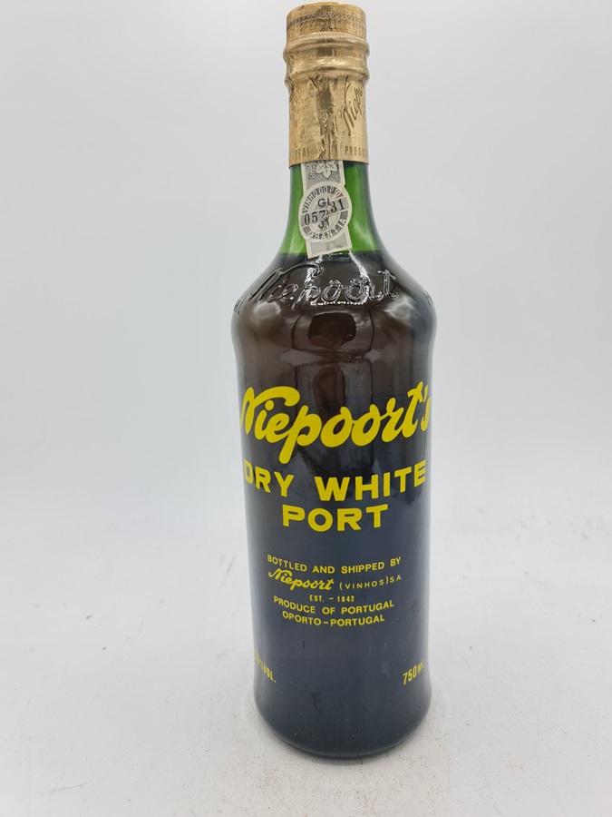 Niepoort Dry White Port 20% alc by vol NV