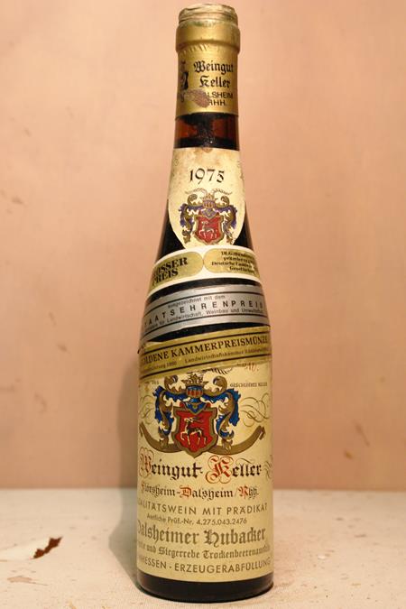 Weingut Keller - Dalsheimer Hubacker Huxelrebe & Siegerrebe Trockenbeerenauslese Goldkapsel 1975 375ml