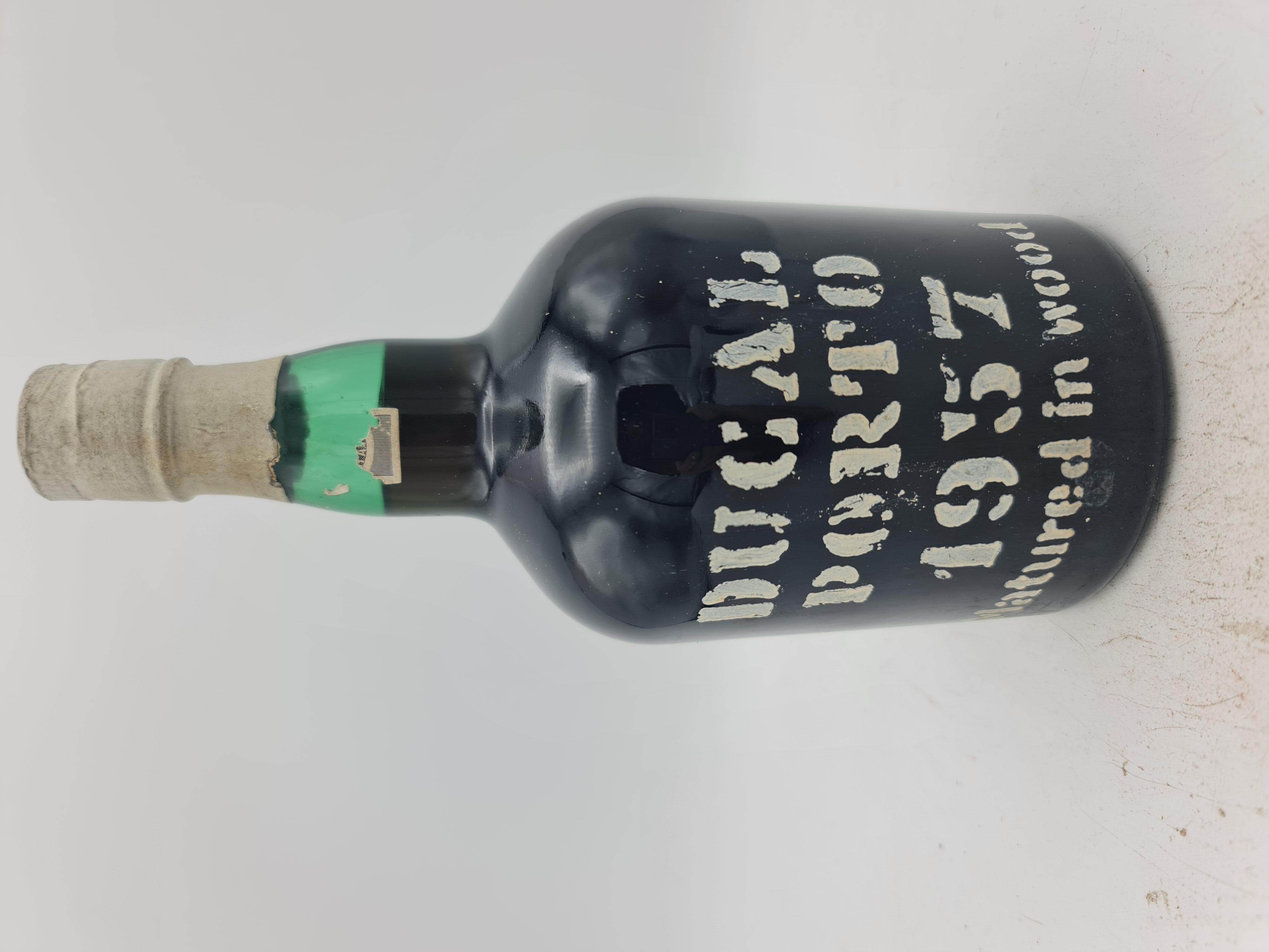 Ducal vintage Port 1957 matured in wood 'Vieilli en Fût'