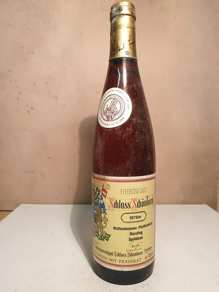 Schloss Schnborn - Hattenheimer Pfaffenberg Riesling Sptlese Goldkapsel Versteigerungswein 1979