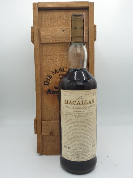 Macallan 1965 Anniversary Malt - 25 Year old bottled in 1990 43% by vol. Distillery Bottling Speyside Single Malt Scotch Whisky in OC