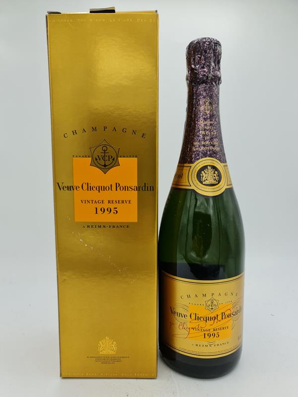 Veuve Clicquot-Ponsardin Brut gold label Vintage Reserve 1995 OC