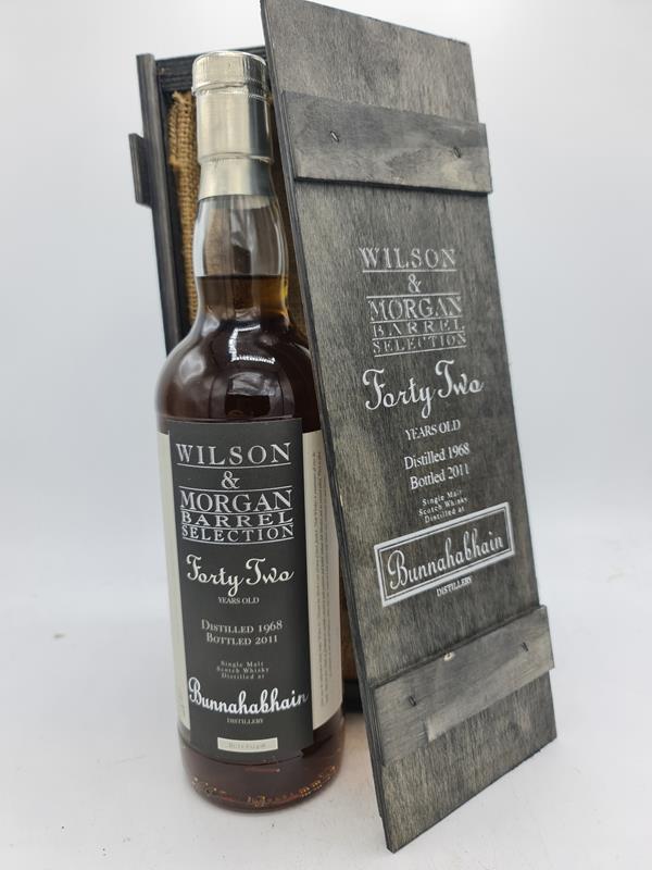 Bunnahabhain 1968 42 Years Old Single Malt Whisky bottled 2011 Butt 12408 44,1% vol. 700ml Wilson & Morgan Barrel Selection with OWC
