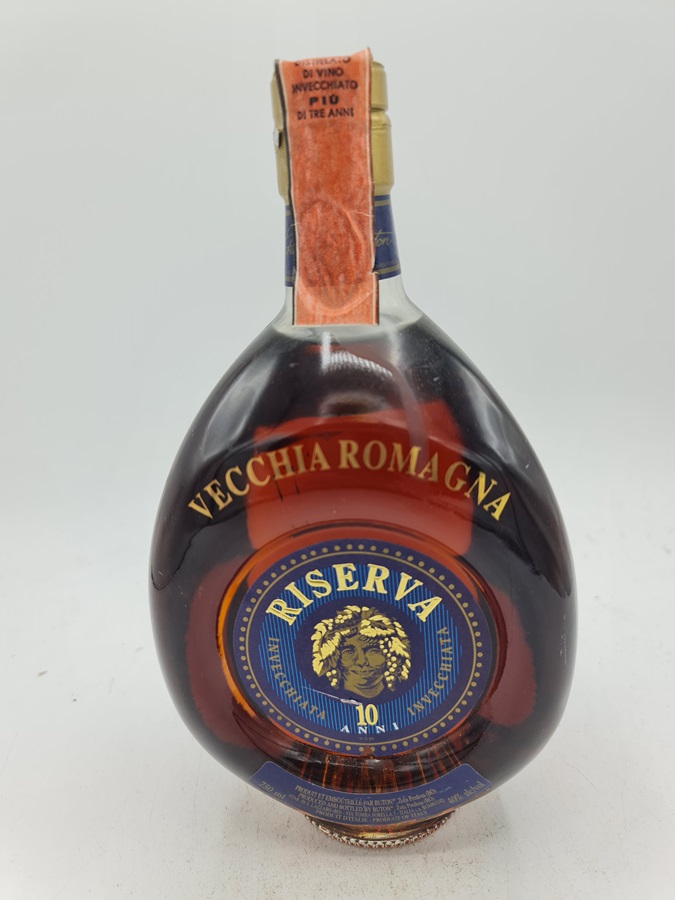 Vecchia Romagna Riserva Invecchiata 10 Anni Brandy 40% alc by vol. NV 'old release'