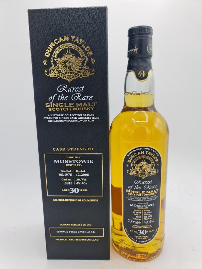 Mosstowie 1975 30 Years Old bottled 2005 Duncan Taylor Rarest of the Rare 49,4% alc by vol 700ml OC