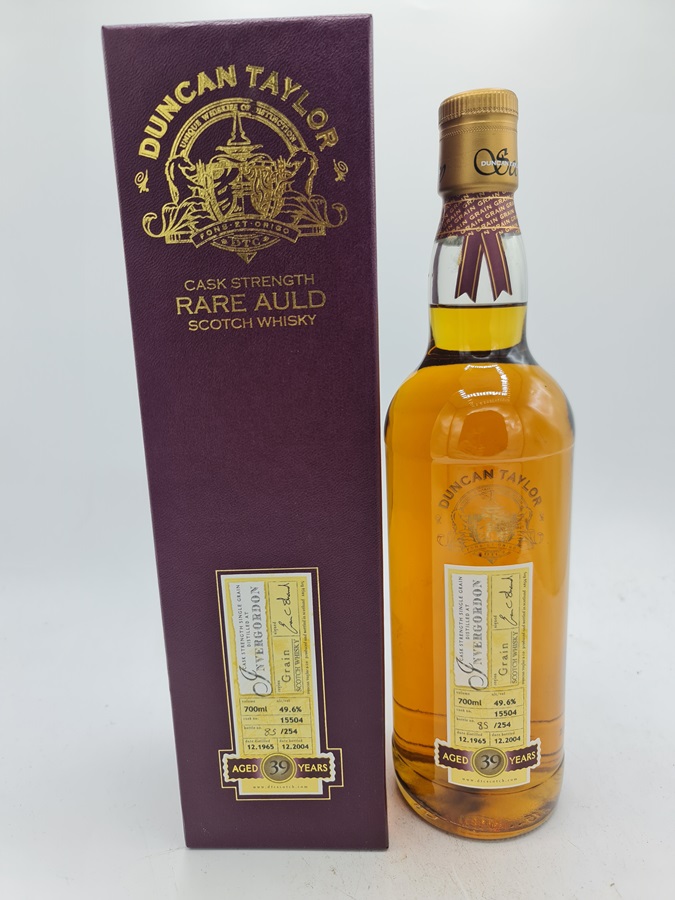 Invergordon 1965 39 Years Old bottled 2004 Single Malt Scotch Whisky Duncan Taylor Rare Auld Cask Strengh 49,6% alc by vol 70cl