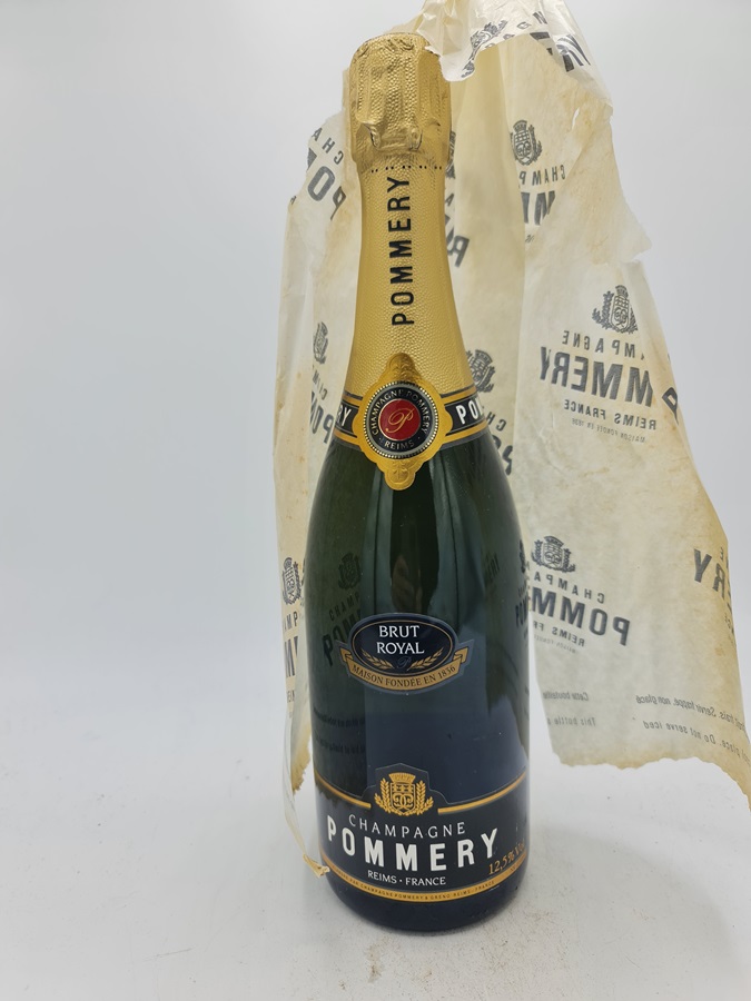 Pommery & Greno Champagne brut Royal NV 'late release from the 1990´s'