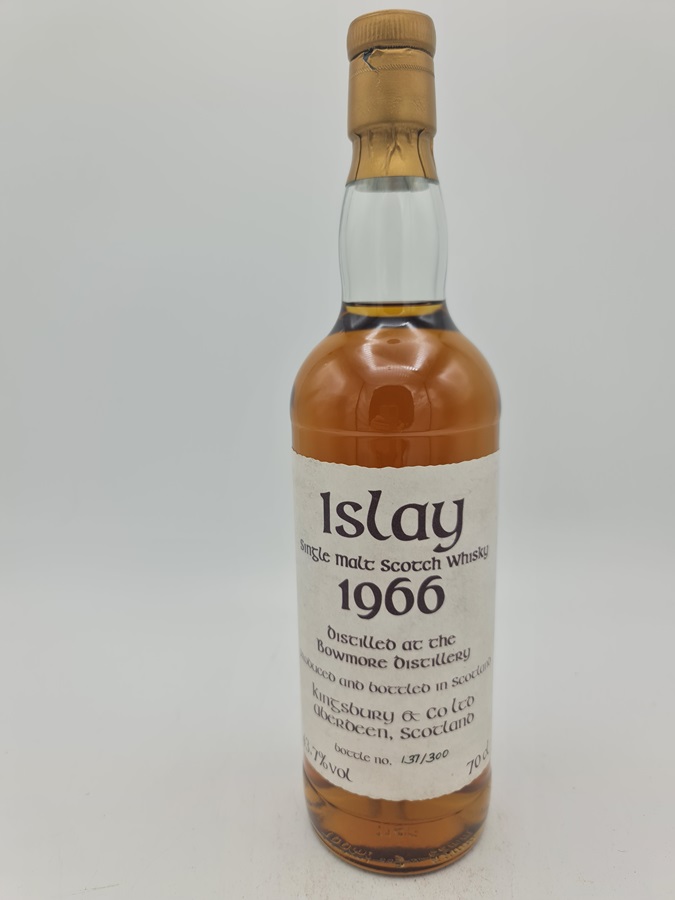 Bowmore 1966 35 Years Old Islay Single Malt Scotch Whisky Kingsbury Celtic Series cask 3300 43,7% alc by vol. 