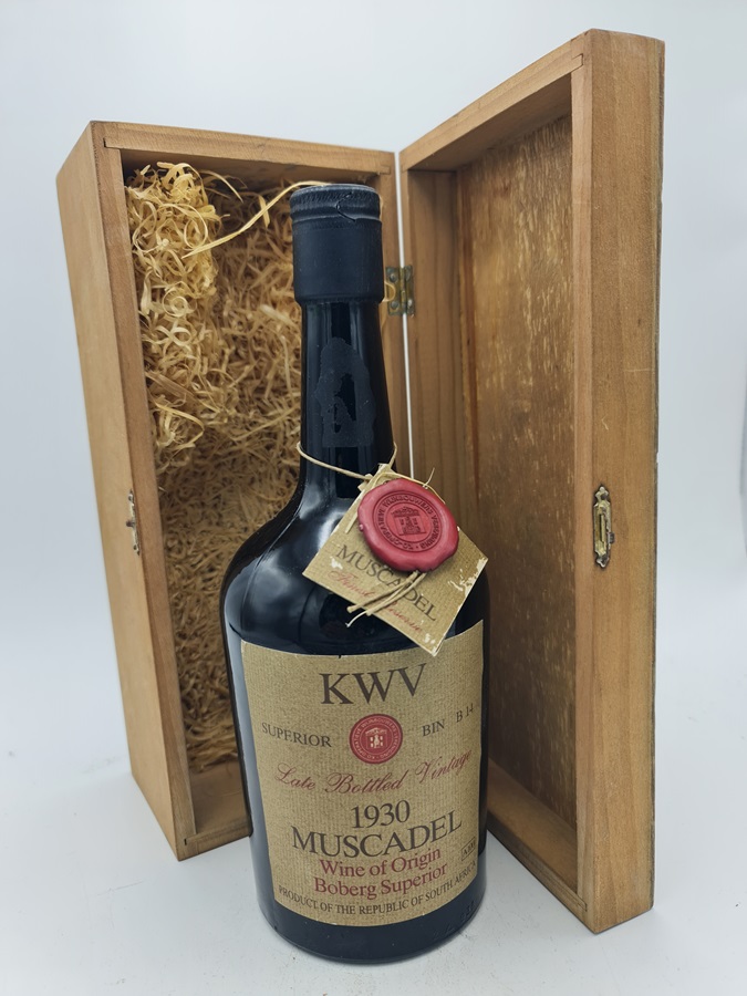 KWV Late bottled Vintage Muscadel Boberg Superior South Africa BIN B14 1930 OWC