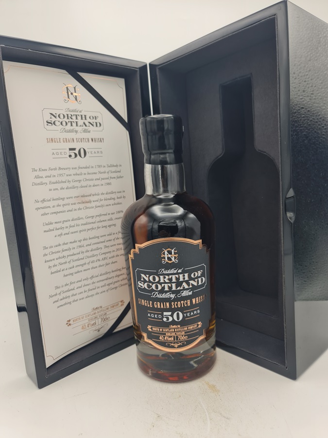 North of Scotland 50 Years old bottled 2017 Single Grain Scotch Whisky 40,4% alc by vol. 70cl