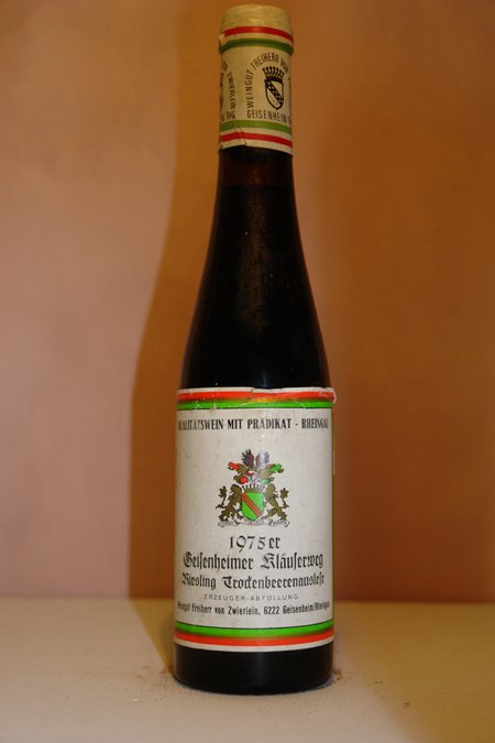 Schlossgut Freiherr von Zwierlein - Geisenheimer Kluserweg Riesling Trockenbeerenauslese 1975 375ml