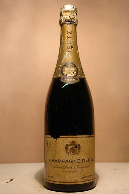 Deutz - Champagne brut Ros Vintage 1966